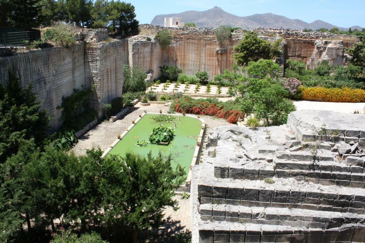 Giardino Dell'Impossibile Di Antonino Campo Lejlighed Favignana Eksteriør billede